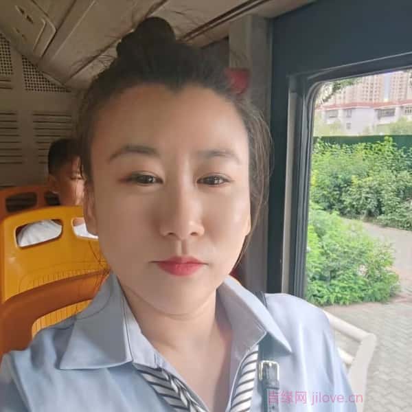 新疆34岁单身美女真诚找对象-湖州征婚网