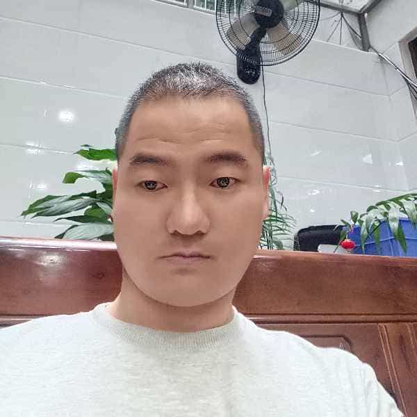 37岁岁福建单身帅哥 - 湖州吉缘网