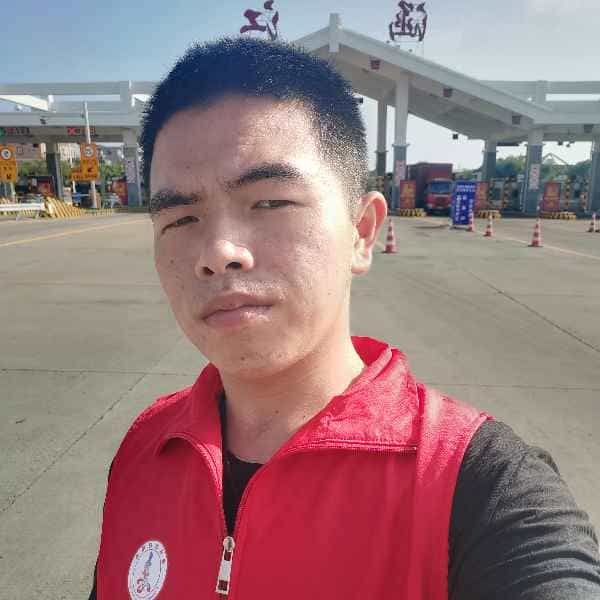 24岁岁福建单身帅哥 - 湖州吉缘网