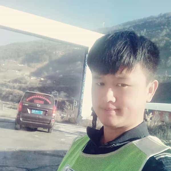 29岁岁云南单身帅哥 - 湖州吉缘网