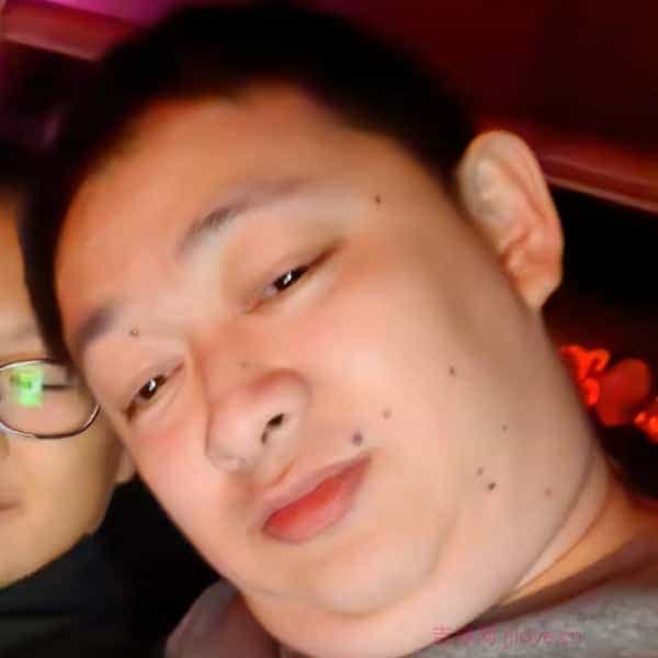 39岁岁辽宁单身帅哥 - 湖州吉缘网